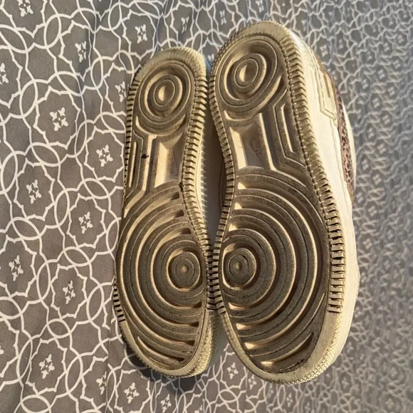 Nike Cream and Animal Print Sneakers - Picture 3 of 8